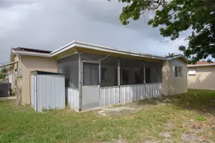 960 NW 49th St, Deerfield Beach, FL 33064 - Photo 35