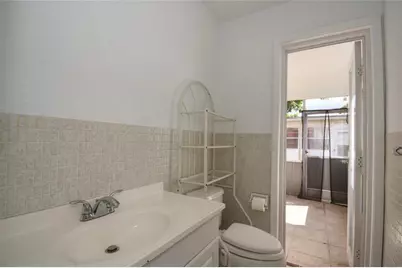 960 NW 49th St, Deerfield Beach, FL 33064 - Photo 27