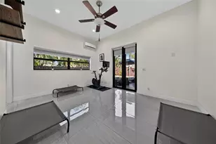 2211 NE 43 St, Lighthouse Point, FL 33064 - Photo 23