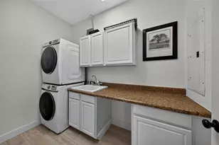 2211 NE 43 St, Lighthouse Point, FL 33064 - Photo 25