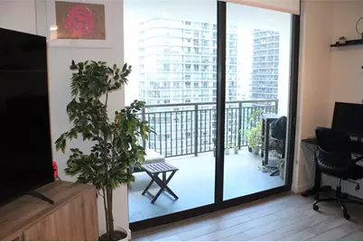 999 SW 1st Ave, Unit #3301, Miami, FL 33130 - Photo 7