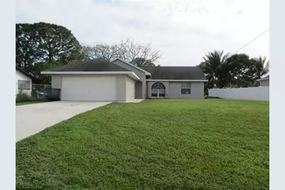 414 SW Lakehurst Dr, Port Saint Lucie, FL 34983 - Photo 1