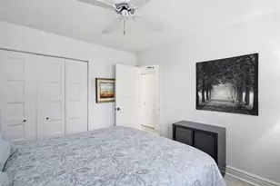 2238 N Cypress Bend Dr, Pompano Beach, FL 33069 - Photo 23