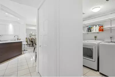 2238 N Cypress Bend Dr, Unit #608, Pompano Beach, FL 33069 - Photo 25