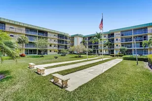 804 SE 7th St, Deerfield Beach, FL 33441 - Photo 5