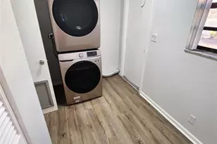 513 S Ocean Dr, Hollywood, FL 33019 - Photo 9