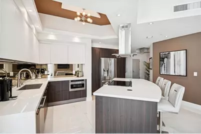 111 SE 8th Ave, Unit #1005, Fort Lauderdale, FL 33301 - Photo 7