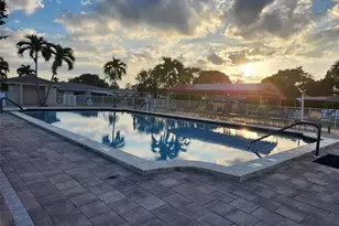 8777 Warwick Dr, Boca Raton, FL 33433 - Photo 25