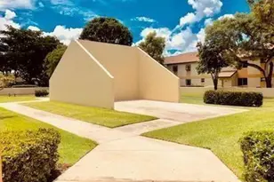 714 Gardens Dr, Pompano Beach, FL 33069 - Photo 23