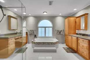 4983 NW 107th Ave, Coral Springs, FL 33076 - Photo 13