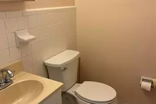 2050 NE 39th St, Lighthouse Point, FL 33064 - Photo 5