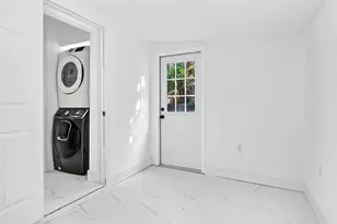 1214 Peak Rd, Lantana, FL 33462 - Photo 23