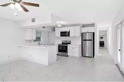 1214  Peak Rd, Lantana, FL 33462 - Photo 5