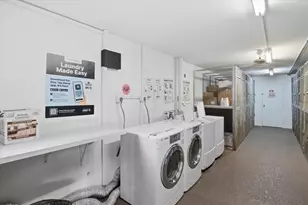 13300 SW 1st St, Pembroke Pines, FL 33027 - Photo 23