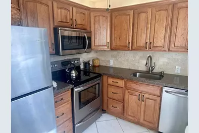 200  Mansfield E, Unit #200, Boca Raton, FL 33434 - Photo 3