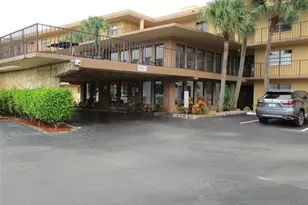 9370 SW 8th St, Boca Raton, FL 33428 - Photo 3