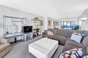 2301 S Ocean Dr, Hollywood, FL 33019 - Photo 3