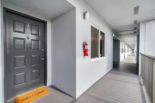 1401 SW 128th Terrace, Pembroke Pines, FL 33027 - Photo 37