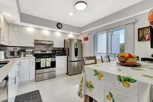 1401 SW 128th Terrace, Pembroke Pines, FL 33027 - Photo 5