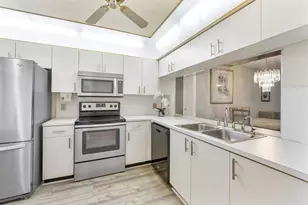 10382 NW 24th Pl, Sunrise, FL 33322 - Photo 7