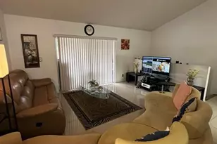 3053 N Oakland Forest Dr, Oakland Park, FL 33309 - Photo 7