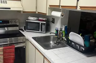 3053 N Oakland Forest Dr, Oakland Park, FL 33309 - Photo 3