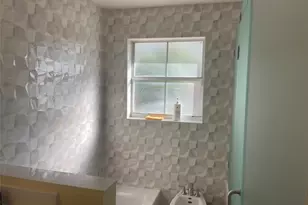 139 NW 72nd Ave, Plantation, FL 33317 - Photo 19