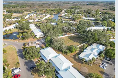 11603 W Bayshore Dr, Unit #118, Crystal River, FL 34429 - Photo 3