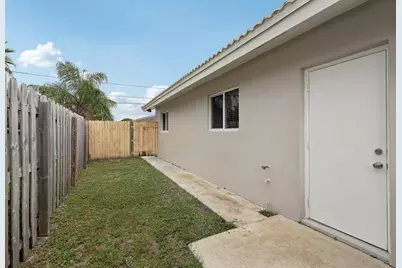 1541 NW 9th St, Boca Raton, FL 33486 - Photo 57