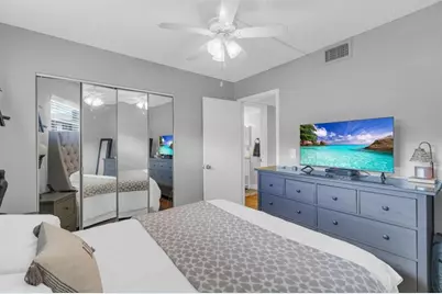 5501  Lakeside Dr, Unit #101, Margate, FL 33063 - Photo 15