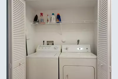 2425 NW 33rd St, Unit #1305, Oakland Park, FL 33309 - Photo 15