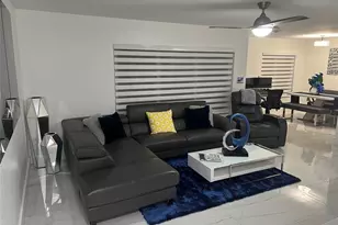 2425 NW 33rd St, Oakland Park, FL 33309 - Photo 3