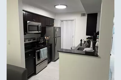 2425 NW 33rd St, Unit #1305, Oakland Park, FL 33309 - Photo 5