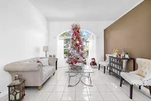 1336 SW 181st Ave, Pembroke Pines, FL 33029 - Photo 9