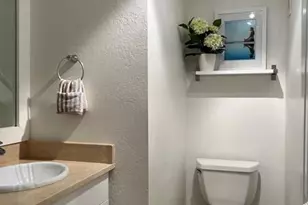 619 Orton Ave, Fort Lauderdale, FL 33304 - Photo 45