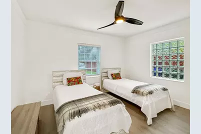 1641 NW 6th Ave, Fort Lauderdale, FL 33311 - Photo 5