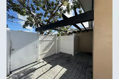 1441  Miami Rd, Unit #1, Fort Lauderdale, FL 33316 - Photo 3