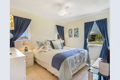 9281  Sunrise Lakes Blvd, Unit #101, Sunrise, FL 33322 - Photo 5