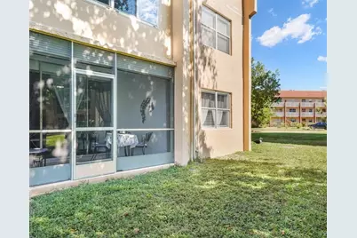 9281  Sunrise Lakes Blvd, Unit #101, Sunrise, FL 33322 - Photo 33