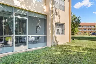 9281 Sunrise Lakes Blvd, Sunrise, FL 33322 - Photo 33