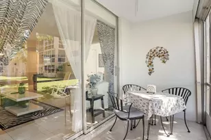 9281 Sunrise Lakes Blvd, Sunrise, FL 33322 - Photo 9