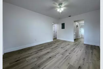 1774  Lauderdale Manor Dr, Fort Lauderdale, FL 33311 - Photo 5