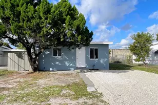 1774 Lauderdale Manor Dr, Fort Lauderdale, FL 33311 - Photo 3