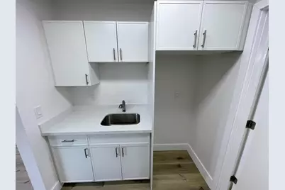 1774  Lauderdale Manor Dr, Fort Lauderdale, FL 33311 - Photo 9