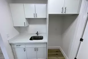 1774 Lauderdale Manor Dr, Fort Lauderdale, FL 33311 - Photo 9