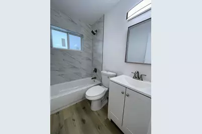 1774  Lauderdale Manor Dr, Fort Lauderdale, FL 33311 - Photo 15