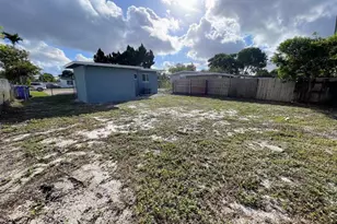 1774 Lauderdale Manor Dr, Fort Lauderdale, FL 33311 - Photo 23