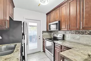 1814 NE 53rd Ct, Pompano Beach, FL 33064 - Photo 7