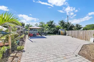 1814 NE 53rd Ct, Pompano Beach, FL 33064 - Photo 43