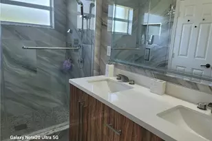 9706 Darlington Pl, Cooper City, FL 33328 - Photo 15